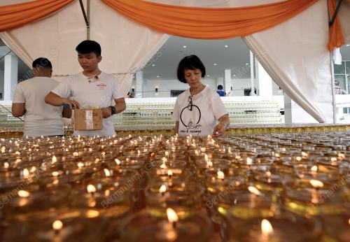 KL07_19052019_WESAK_BN201905180067
