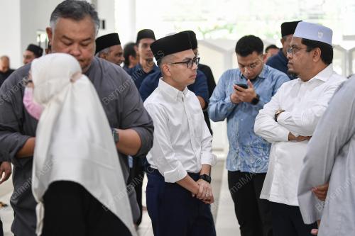 FAHMI FADZIL