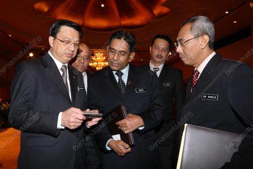 LIOW TIONG LAI