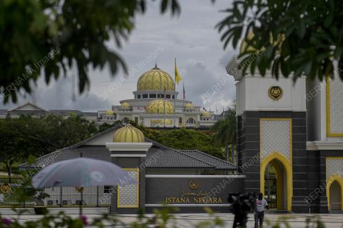 KL07_20082021_PINTU_ISTANA