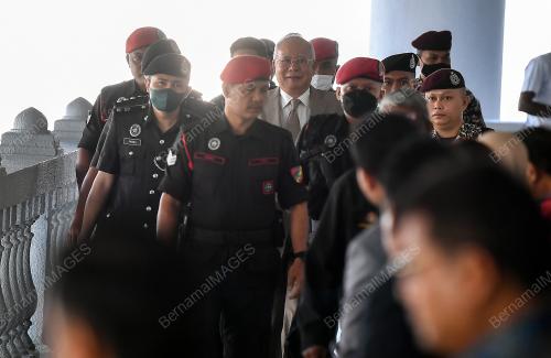 DATUK SERI NAJIB TUN RAZAK