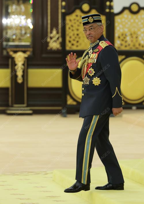 AL-SULTAN ABDULLAH RI'AYATUDDIN AL-MUSTAFA BILLAH SHAH