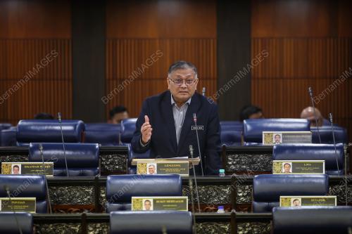 DATUK SERI DR SHAMSUL ANUAR NASARAH