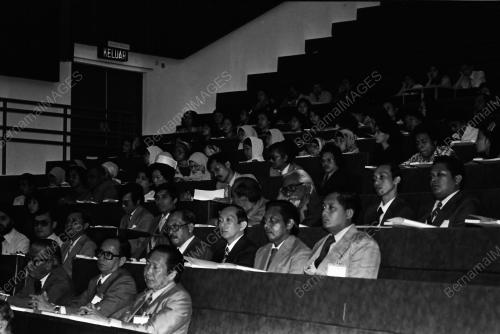 TAN SRI SYED NASIR ISMAIL