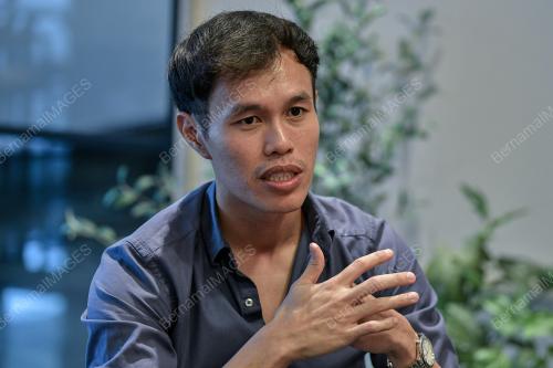 NICHOLAS WEE