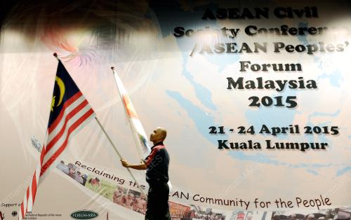 KL07_21042015_APF