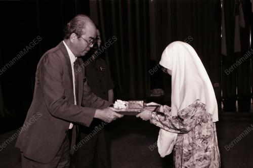 DATUK LEE KIM SAI