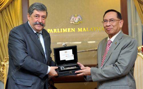 KL07_22012013_PARLIMEN