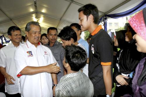 MUHYIDDIN MOHD YASSIN