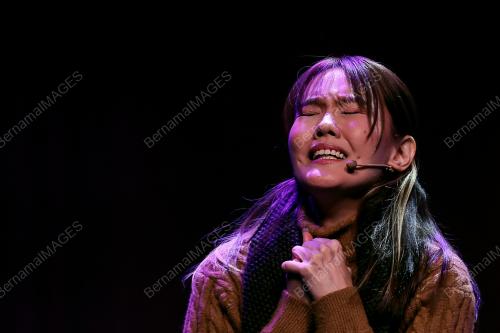 PEMENTASAN TEATER CIK ROS