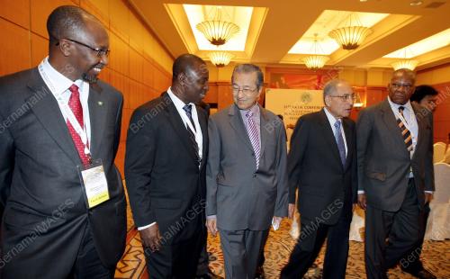MAHATHIR MOHAMAD