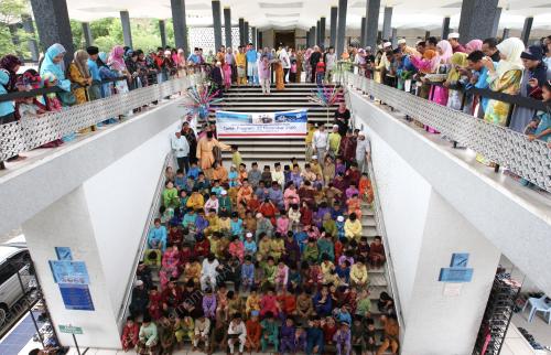PROGRAM BERKHATAN BERAMAI-RAMAI