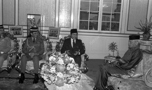 KL07_23012015_AGONG_PINGAT
