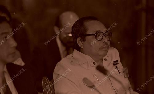 KL07_230390_JEPUN