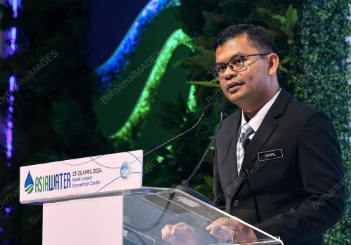 AKMAL NASRULLAH MOHD NASIR