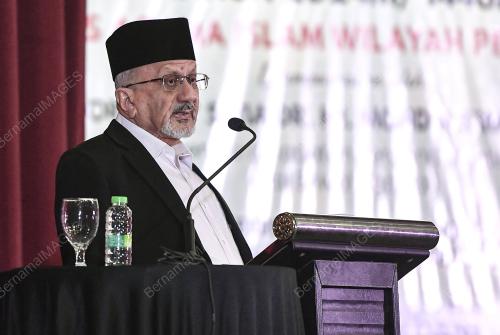 DATUK DR MOHD NA'IM MOKHTAR