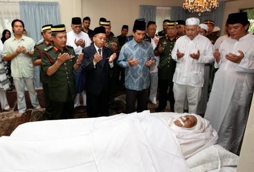 TUANKU MIZAN ZAINAL ABIDIN