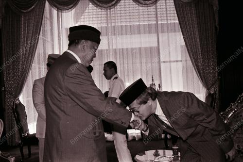 SULTAN SALAHUDDIN ABDUL AZIZ