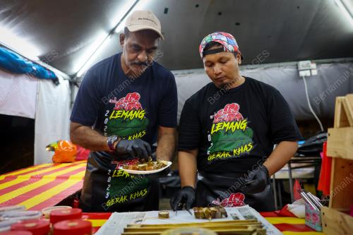 LEMANG GERAK KHAS