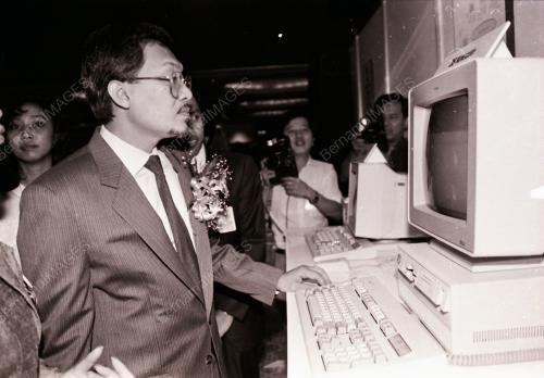 YB DATUK SERI ANWAR IBRAHIM