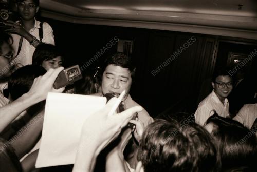 DATUK SERI DR. LING LIONG SIK