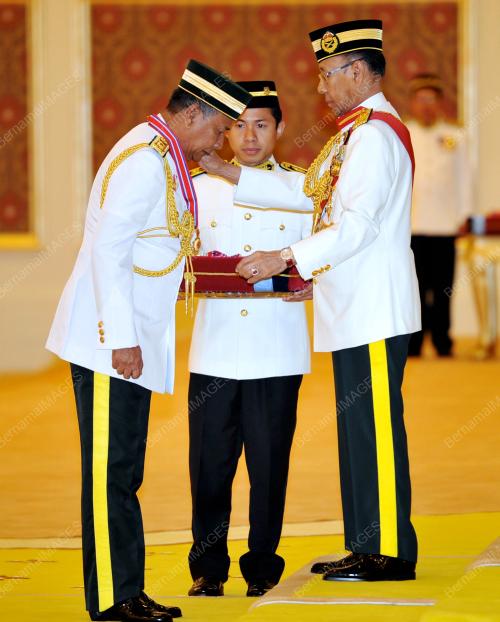 KL07_24092012_AGONG_PINGAT