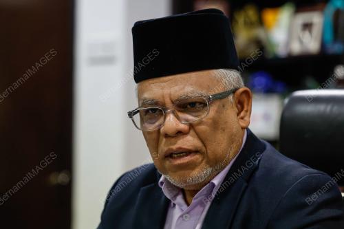 DATUK ABDUL HAKIM AMIR OSMAN