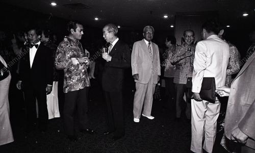 DR MAHATHIR MOHAMAD