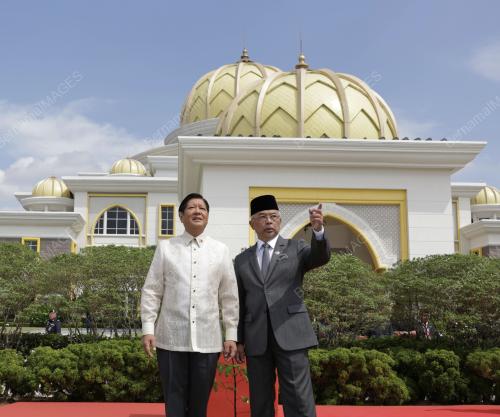 AL-SULTAN ABDULLAH RI'AYATUDDIN AL-MUSTAFA BILLAH SHAH