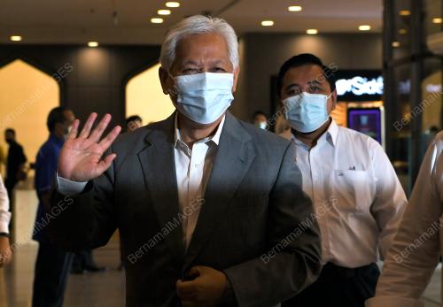 DATUK SERI IDRIS JUSOH