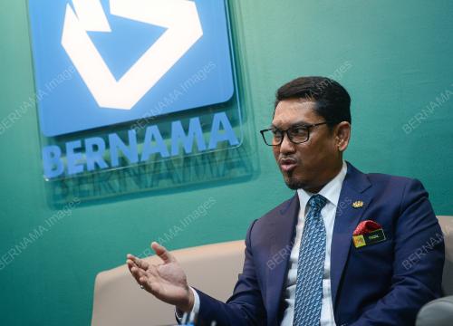 DATUK SERI AHMAD FAIZAL AZUMU