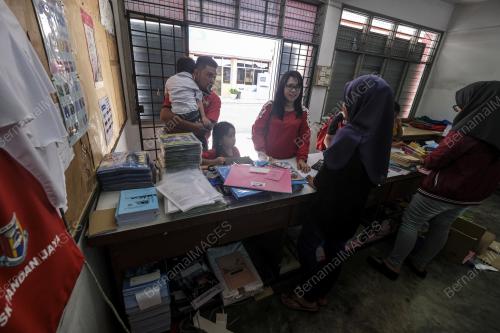 KL07_26122017_SEKOLAH_BN201712254754