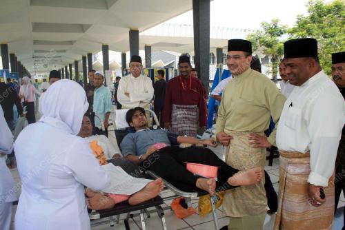 HISAHMMUDDIN TUN HUSSEIN