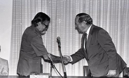 PROFESOR DIRAJA UNGKU ABDUL AZIZ