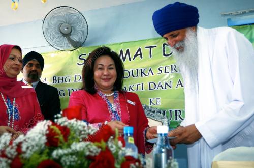ROSMAH MANSOR