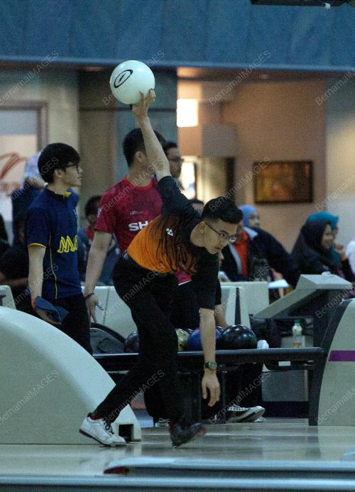 KL07_28042017_BOWLING