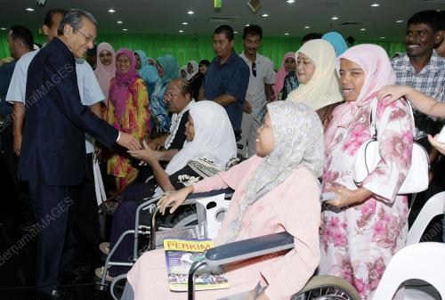 TUN MAHATHIR MOHAMAD