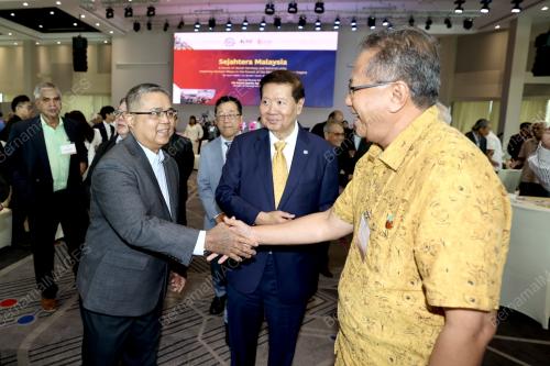 DATUK AARON AGO DAGANG
