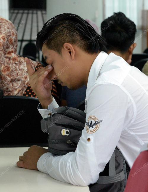 KL07_29052014_KES_ABBY_ABADI