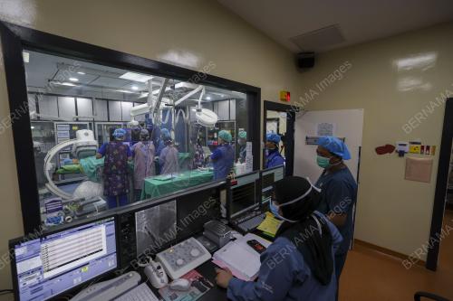 PERENTAK JANTUNG TANPA WAYAR