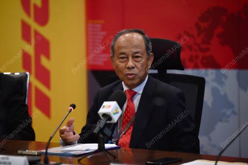 TAN SRI DR SULAIMAN MAHBOB