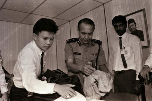 ATOM TAJA PDRM