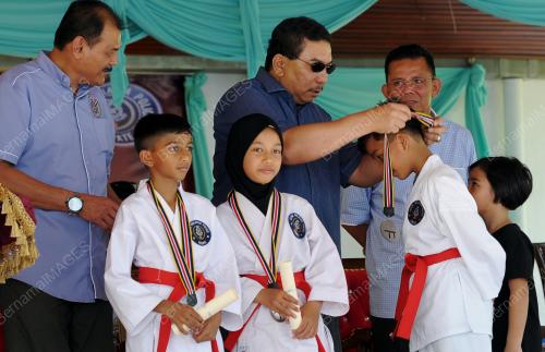 KL07_30042017_POLIS_BN197001011942
