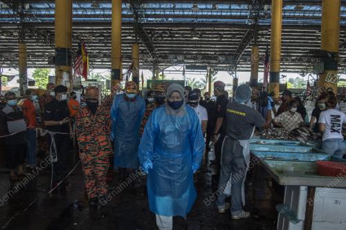 KERJA KERJA SANITASI PASAR BORONG SELANGOR