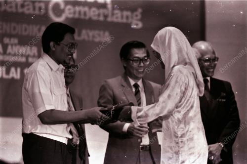 DATUK SERI ANWAR IBRAHIM