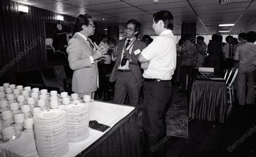 9TH MALAYSIA/SINGAPORE ORTHOPAEDIC ASSOCIATION MEETING