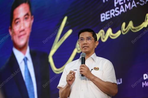 DATUK SERI AZMIN ALI