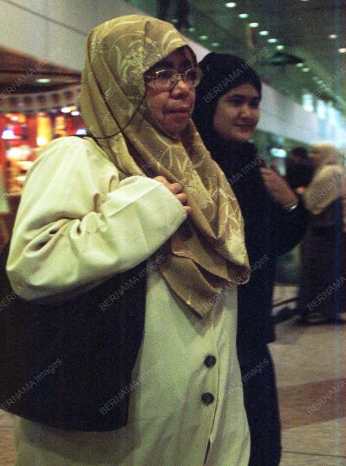 ISTERI NUR MISUARI