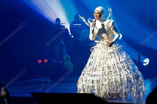 KONSERT JELAJAH AINA ABDUL