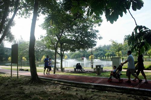 TAMAN TASIK PERMAISURI